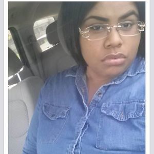 Meet your Posher, Zenaida